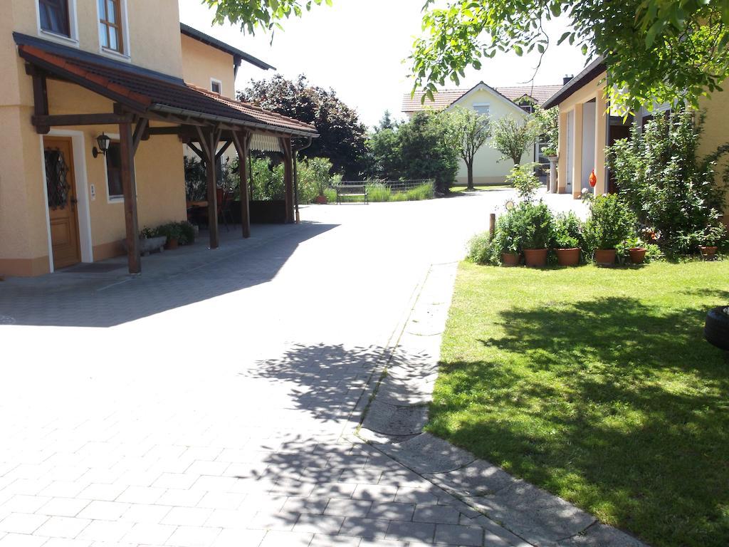 Appartementhaus Panny Bad Fussing Exterior photo