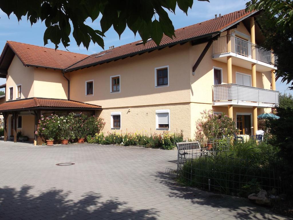 Appartementhaus Panny Bad Fussing Exterior photo